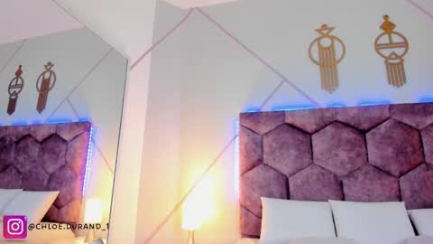 chloe_durand_ online show from 12, 10, 2025