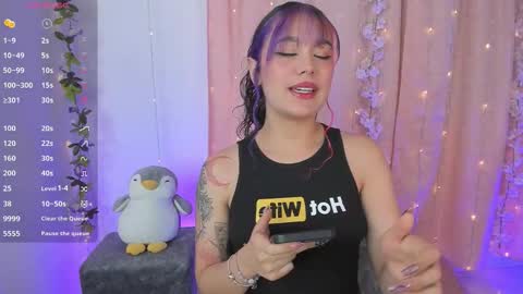 Chloe  online show from 12, 11, 2025