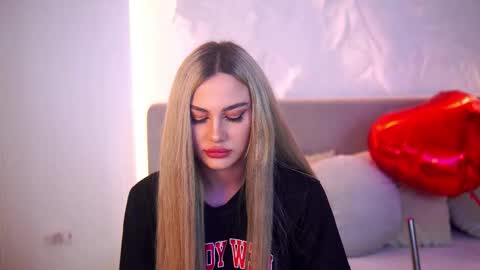 Chloe GraceeX online show from 16, 2, 2026