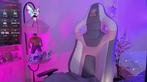 CLOE  online show from 25, 11, 2025