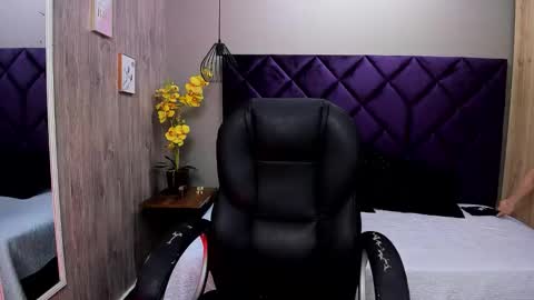 chloecampbell03 online show from 21, 9, 2025