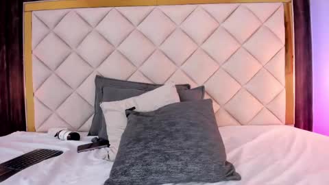 chloee_parkerr online show from 6, 6, 2026