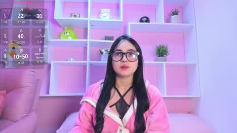 Chloe online show from 5, 12, 2025