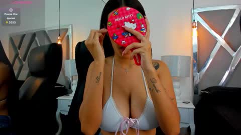  Chloe Harper  online show from 30, 9, 2025