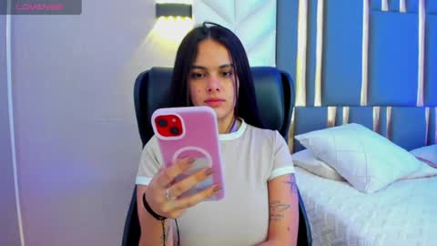 Snapshot of chloeharper_ chatting on 11, 7, 2026 Chloe Harper online show from 11, 7, 2026