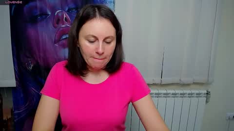 Snapshot of chloejill_ chatting on 18, 11, 2025 Chloe online show from 18, 11, 2025