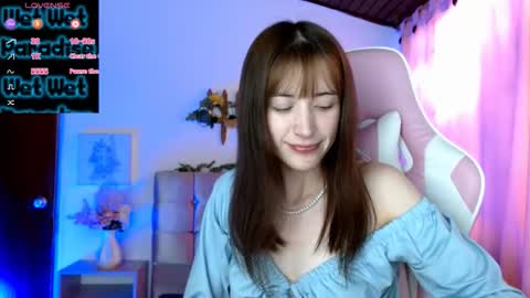 Chloe online show from 6, 11, 2025