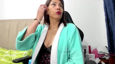 chloemiller   online show from 2, 11, 2025