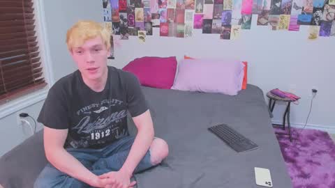 Snapshot of chloenight chatting on 20, 1, 2025 Chloe Night Milo Night online show from 20, 1, 2025