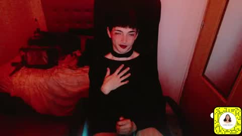 Snapshot of chloevenommm chatting on 14, 7, 2026 chloevenommm online show from 14, 7, 2026