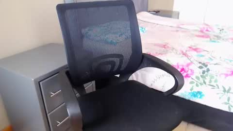 Daisy online show from 7, 10, 2025