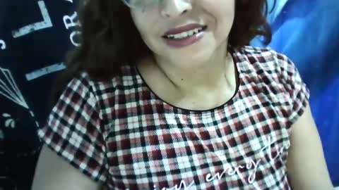 chochohot45 online show from 4, 1, 2025