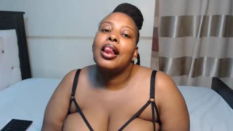 Snapshot of chocolatabig chatting on 5, 6, 2026 chocolatabig online show from 5, 6, 2026
