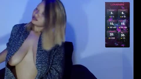 chocolatemilkebony online show from 27, 1, 2025