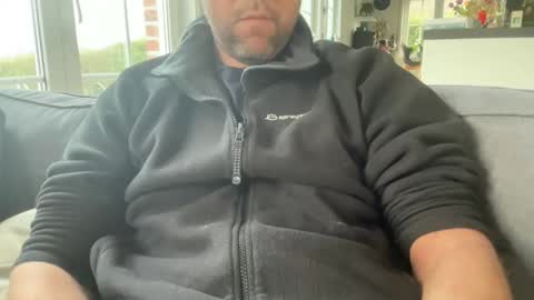 chris13abcd online show from 10, 2, 2026