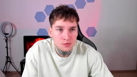 Snapshot of chris_tyson chatting on 17, 12, 2025 Chris Tyson online show from 17, 12, 2025