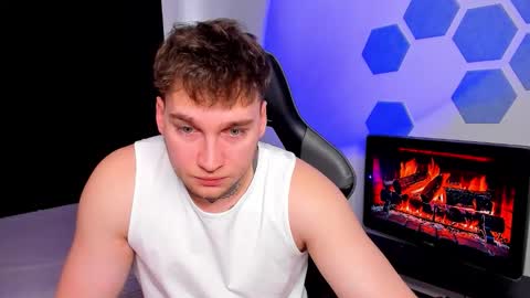 Snapshot of chris_tyson chatting on 3, 2, 2026 Chris Tyson online show from 3, 2, 2026