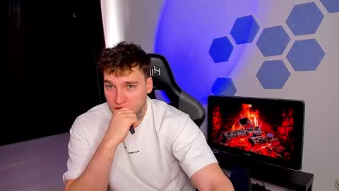 Snapshot of chris_tyson chatting on 9, 2, 2026 Chris Tyson online show from 9, 2, 2026