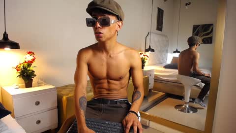 Chris Weell online show from 21, 12, 2024