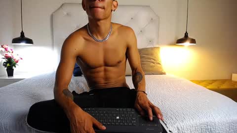 Chris Weell online show from 14, 2, 2025