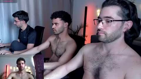 Im Chirs IM MODEL INDEPENDT online show from 21, 2, 2025