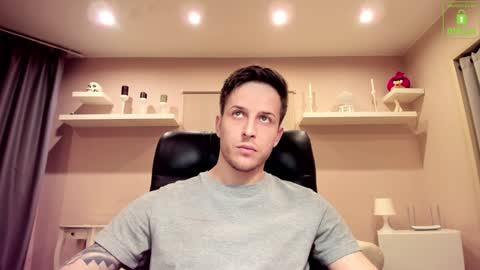 Snapshot of chriscarrey chatting on 6, 2, 2025 Chris online show from 6, 2, 2025