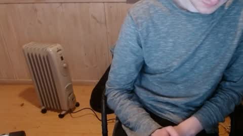 Snapshot of chriser_xxx chatting on 8, 1, 2025 chriser_xxx online show from 8, 1, 2025
