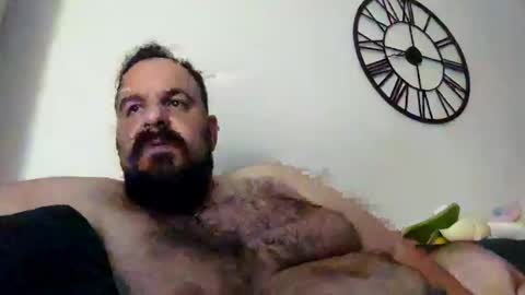 Snapshot of chrisole chatting on 28, 5, 2026 chris ole online show from 28, 5, 2026