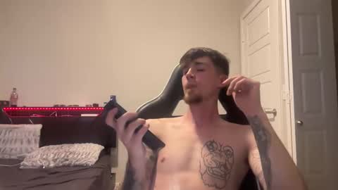 chrisoncam01 online show from 6, 1, 2026