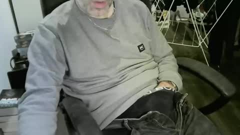 chrisprngr online show from 12, 1, 2026