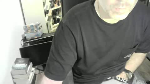 chrisprngr online show from 25, 6, 2026
