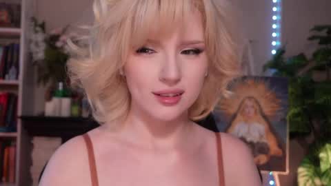Snapshot of chriss_foxx chatting on 16, 5, 2026 chriss_foxx online show from 16, 5, 2026