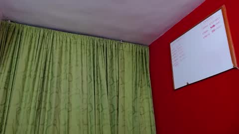 chriss_james online show from 28, 2, 2025