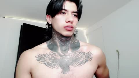 Snapshot of chriss_opp chatting on 18, 2, 2025 CHRIS  INDEPENT MODEL online show from 18, 2, 2025