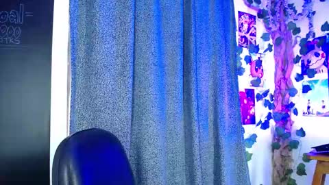 Snapshot of chriss_wg_ chatting on 6, 2, 2025 Christian Wang online show from 6, 2, 2025