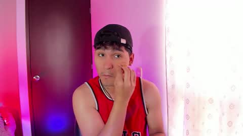 Christian Wang online show from 1, 2, 2026