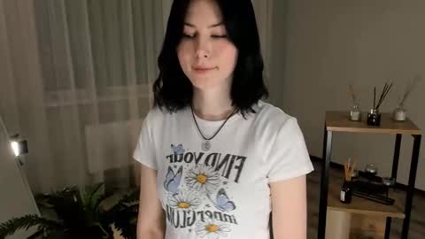 christaschrecongost online show from 11, 2, 2026