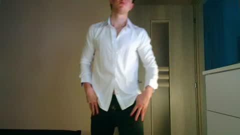 Snapshot of christianlevine_ chatting on 15, 7, 2026 UPVOTE ME ------ ILL DO SOMETHING FOR FREE online show from 15, 7, 2026
