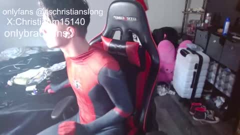 Snapshot of christianslong chatting on 29, 9, 2025 christianslong online show from 29, 9, 2025