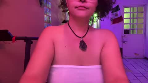 christianvalles online show from 5, 2, 2025