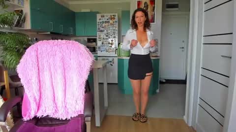Snapshot of christina_hot chatting on 26, 7, 2026 Chris online show from 26, 7, 2026