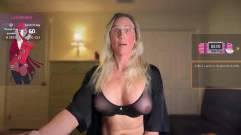 Snapshot of christinabruce chatting on 8, 2, 2026 Chris Tina Bruce online show from 8, 2, 2026