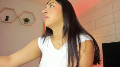 Snapshot of christine_harper chatting on 21, 10, 2025 Christine online show from 21, 10, 2025