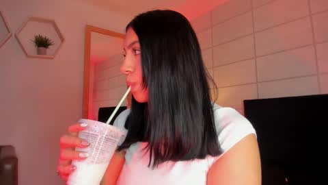 Snapshot of christine_harper chatting on 24, 11, 2025 Christine online show from 24, 11, 2025