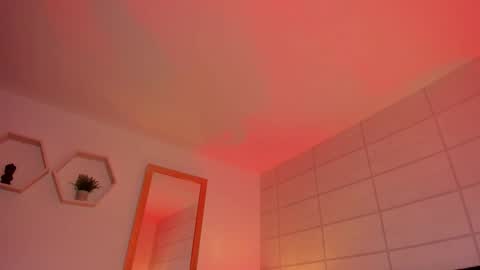 Snapshot of christine_harper chatting on 4, 12, 2025 Christine online show from 4, 12, 2025