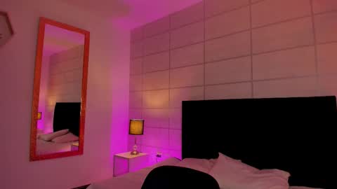 Christine  online show from 20, 2, 2026