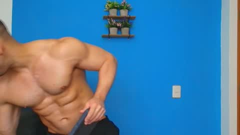 Snapshot of christopher_w chatting on 16, 2, 2025 Christopher online show from 16, 2, 2025