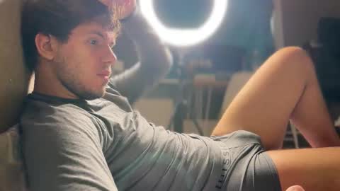 Christopher online show from 5, 11, 2025