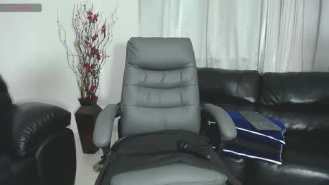 Christy Diaz online show from 30, 10, 2025