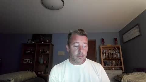 Snapshot of chrisw8121 chatting on 14, 9, 2025 chrisw8121 online show from 14, 9, 2025